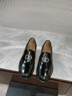 Dior Timeless loafers embody classic elegance. Elegant appearance with slender silhouette