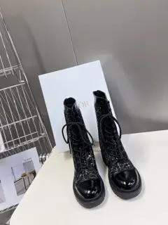 Dior autumn and winter catwalk work boots