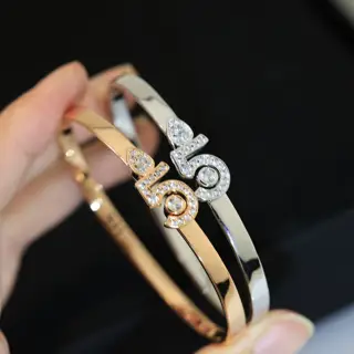 Chanel N 5 bracelet