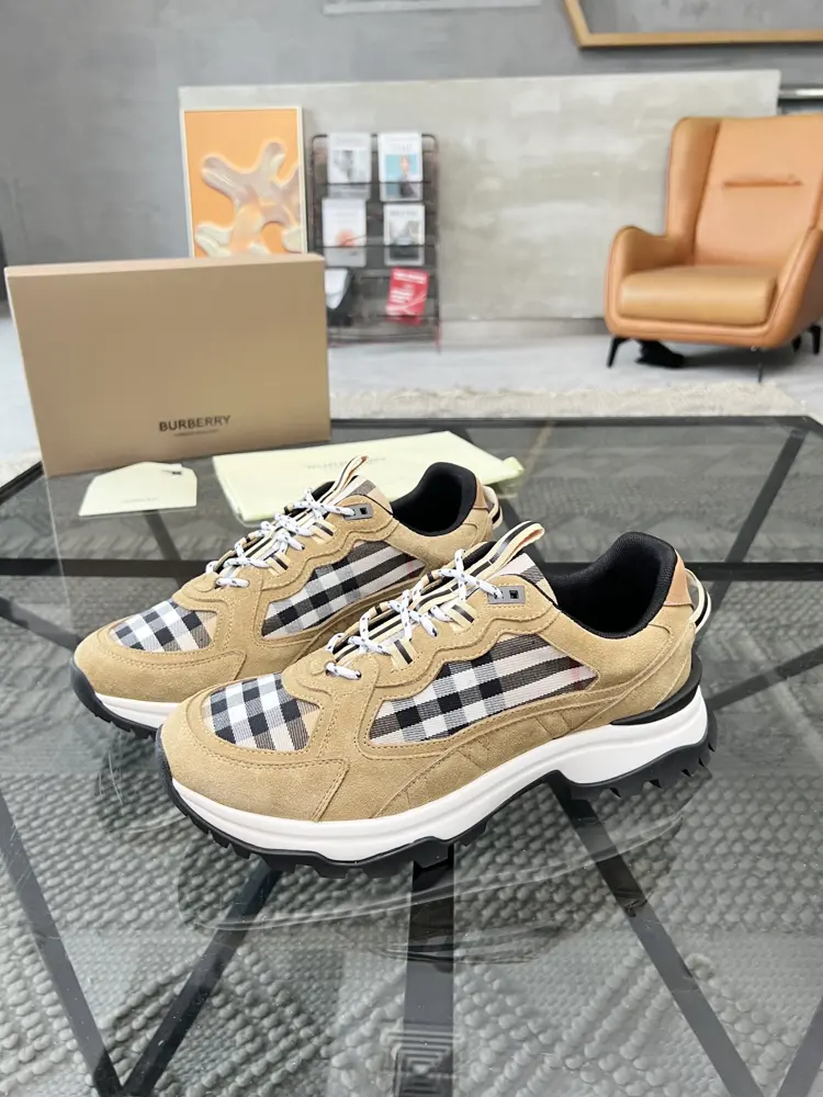 Burberry sneakers