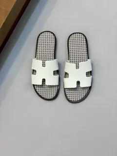 Hermès slippers