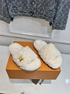 Louis Vuitton fur shoes