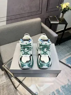 Balenciaga latest color matching retro casual shoes
