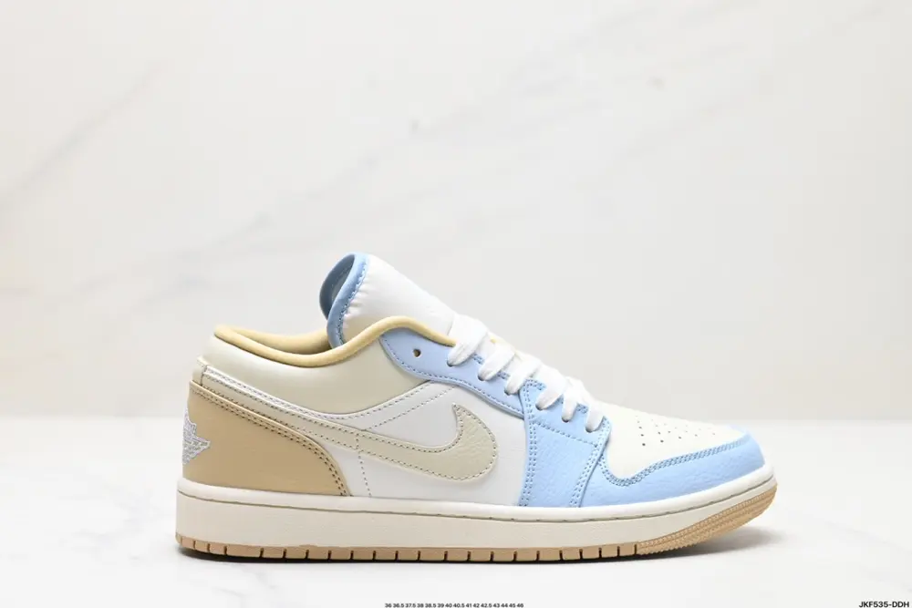 Nike Air Jordan 1 Low Sneakers HQ4186-111