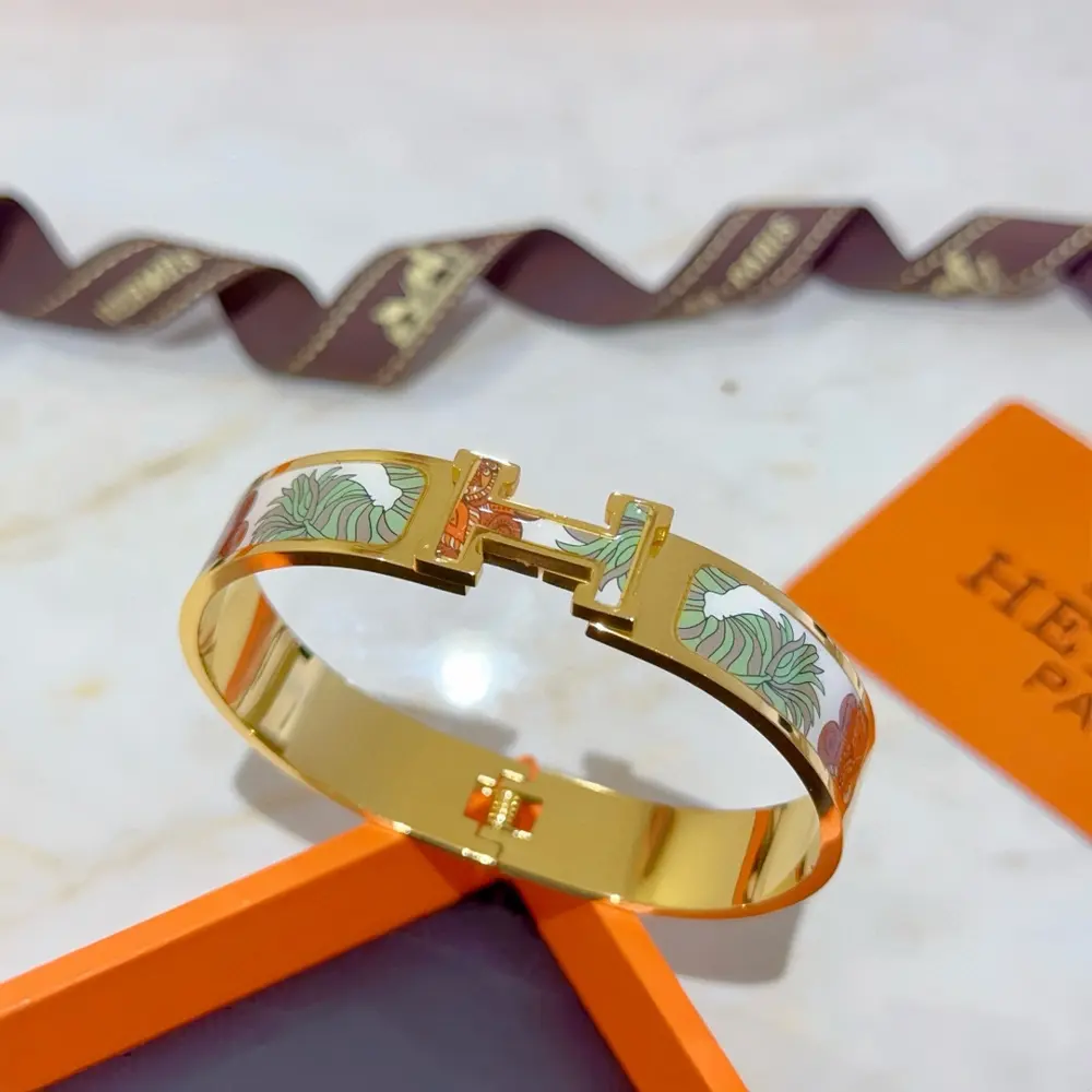 Hermes bracelet v gold original custom Hermes bracelet enamel craftsmanship is too