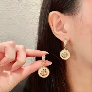 Chanel second-hand earrings