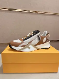 FENDI’s latest men’s casual shoes