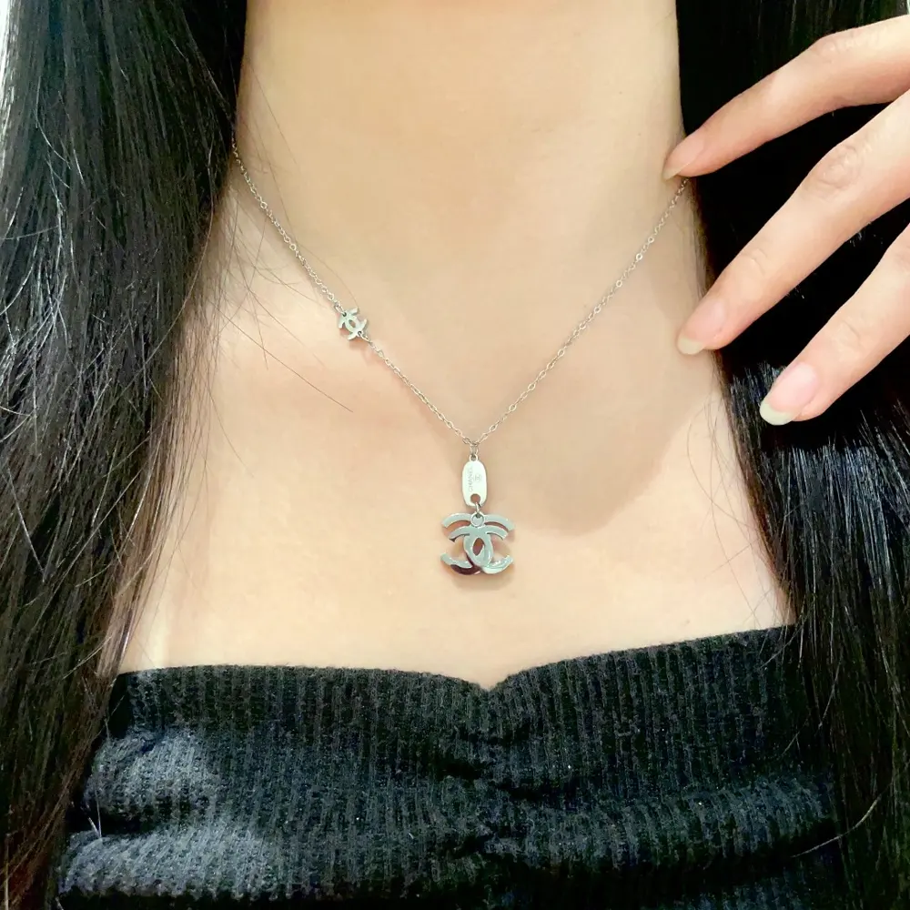 Chanel vintage necklace