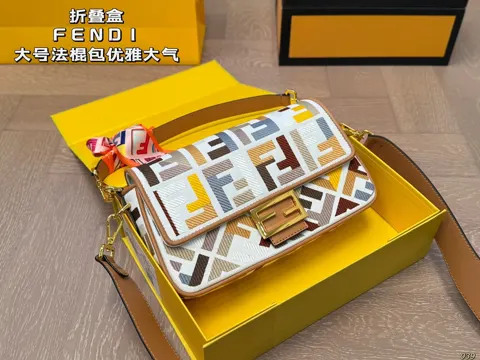 Fendi Baguette