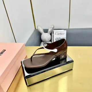 Miu Miu Miu / Miu 25ss catwalk model Heels