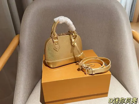 Louis Vuitton Bag