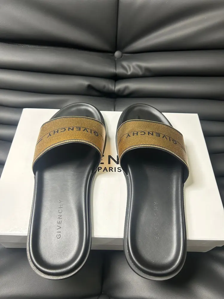 Givenchy slippers