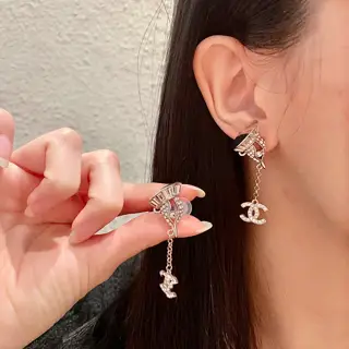 Chanel second-hand earrings