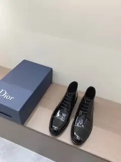 Dior men’s high-end ankle boots