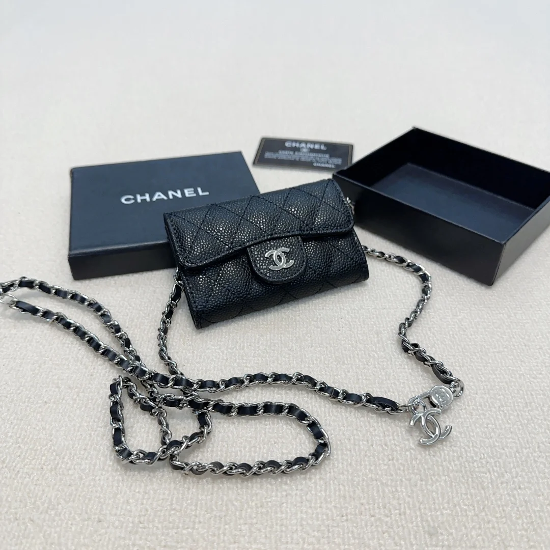 Chanel Overseas