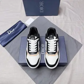 Dior New Products in the Gang Series [Continue Dior’s classic style