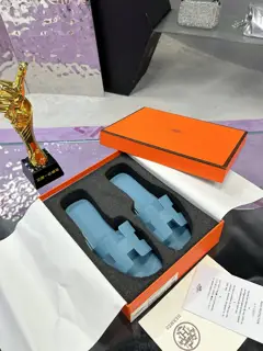 Hermès H slippers