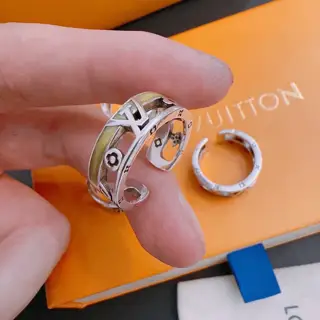 Louis Vuitton ring