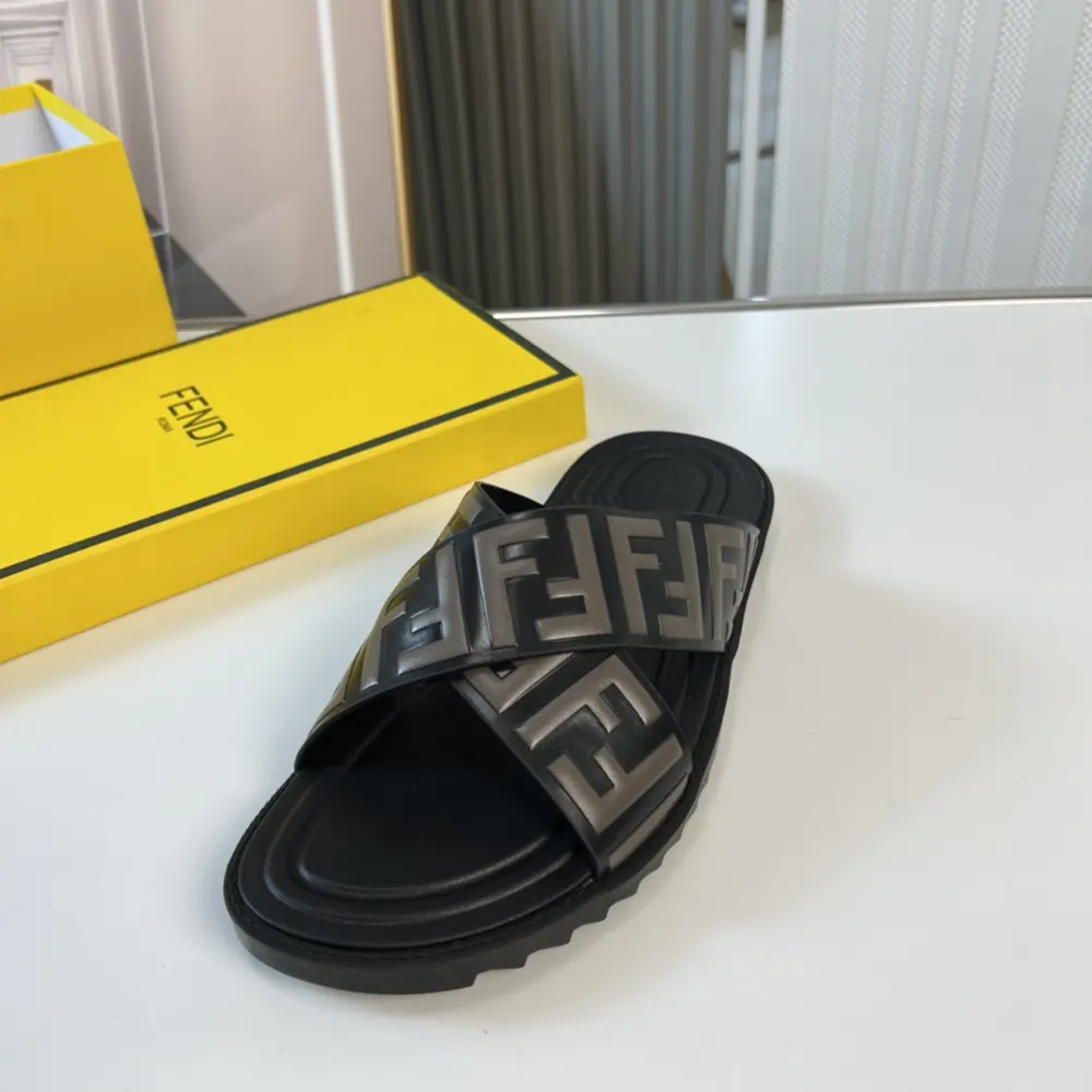 Fendi men’s slippers