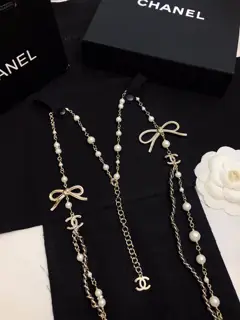 Chanel bow necklace