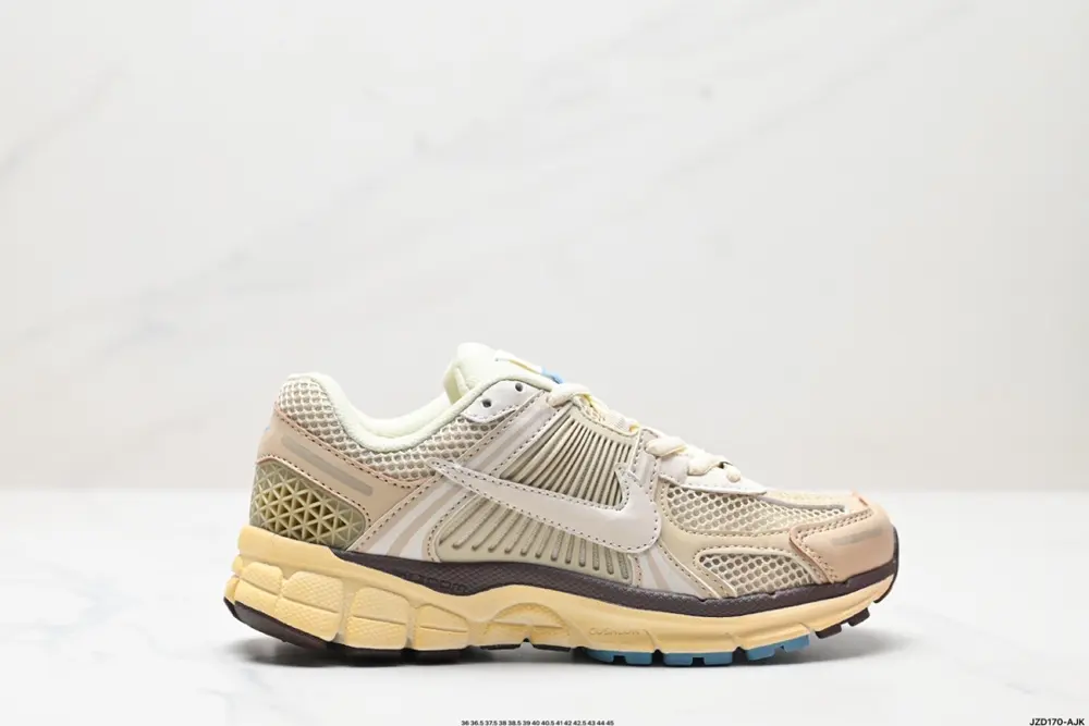 Nike Zoom Vomero 5 Sneakers BV1358-001