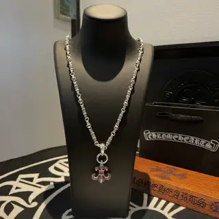 Chrome Hearts skull necklace