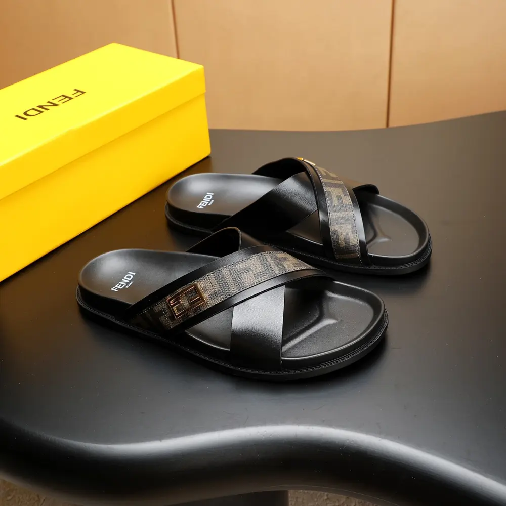 Fendi casual business style sandals