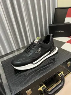 Armani men’s new casual shoes are fashionable and high-quality