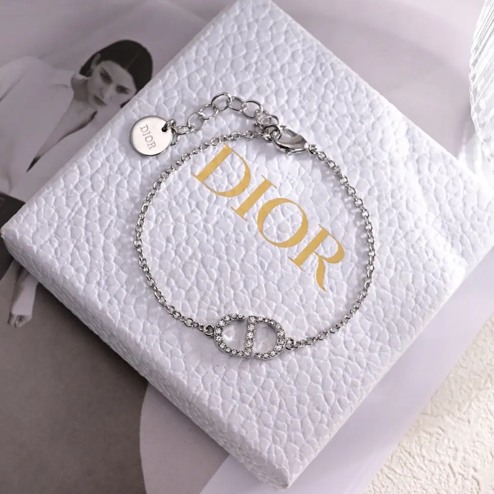 Dior New Style Dior new set loved by top brands Metal texture counterattack version of