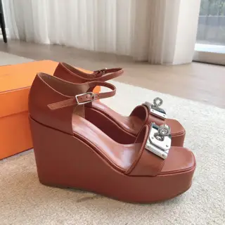 Hermes/Hermès Heels