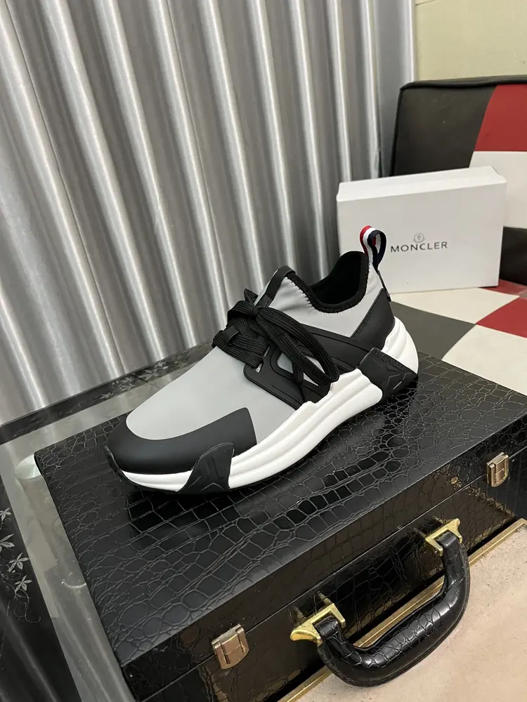 Moncler sneakers Material: custom calfskin mesh breathable lining leather insole original