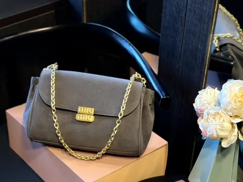 MiuMiu Baguette