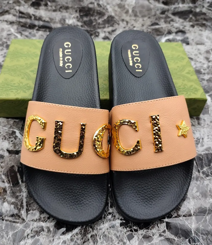 Gucci slippers