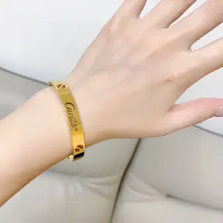 Cartier hollow bracelet Imported precision color-preserving 18k High-end customization Top