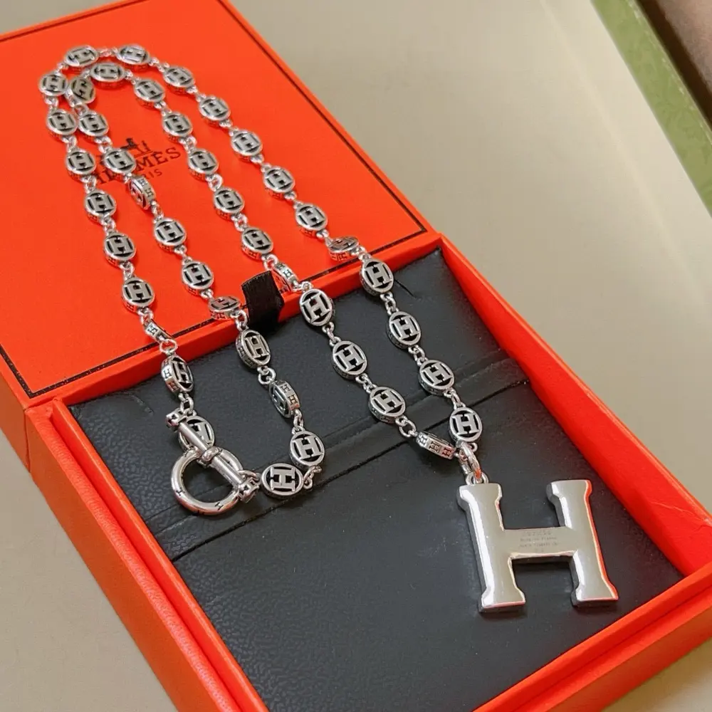 HERMES necklace H disc series jewelry imported and customized. High-end chain classic match