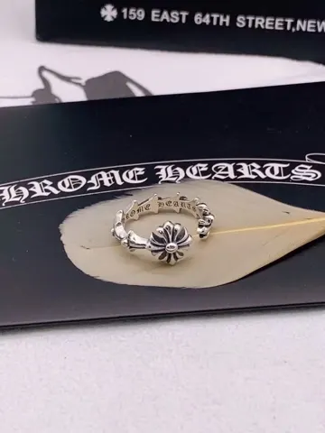Chrome Hearts Fishtail Wreath Cross Open Ring
