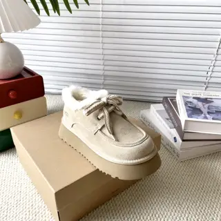 UGG thick-soled lace-up snow boots