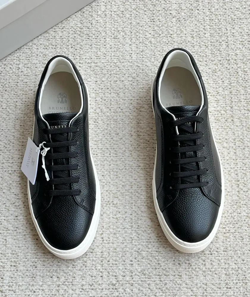Brunello Cucinelli color-blocked sports flats for men. This pair of flat sports shoes