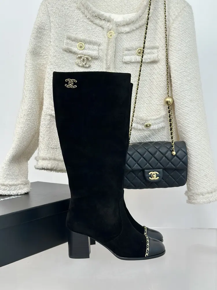 Chanel classic chain double C knight boots