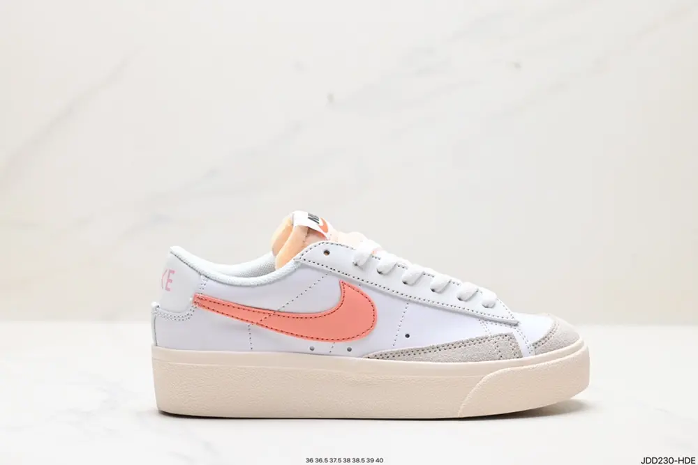 Nike NK Blazer Mid’77 Sneakers DJ0292-102
