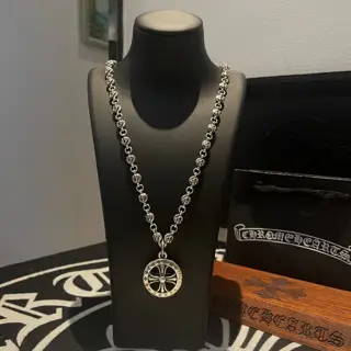 Chrome Hearts flower ball necklace