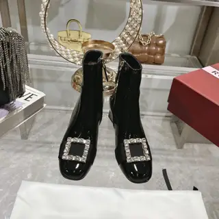 Roger Vivier patent leather high heel thick heel British style short boots RV’s new boots