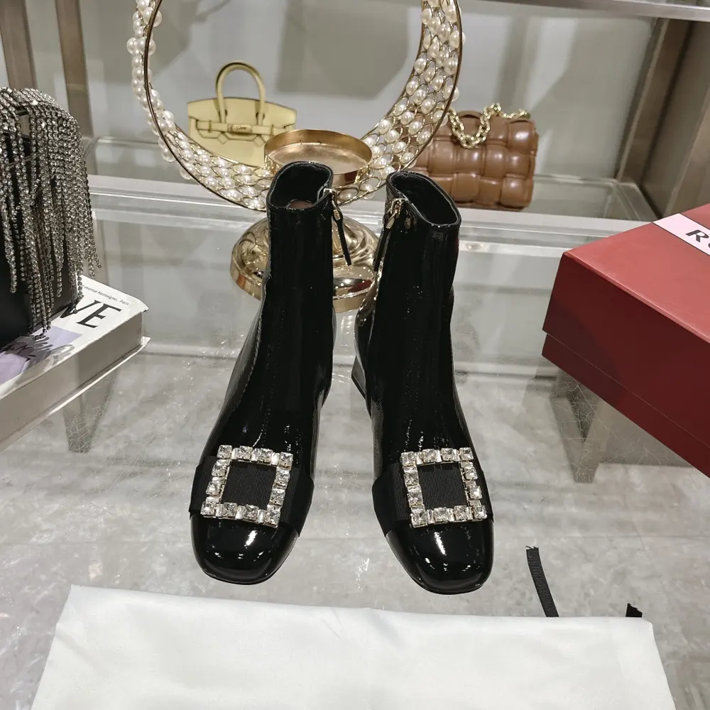 Roger Vivier patent leather high heel thick heel British style short boots RV’s new boots
