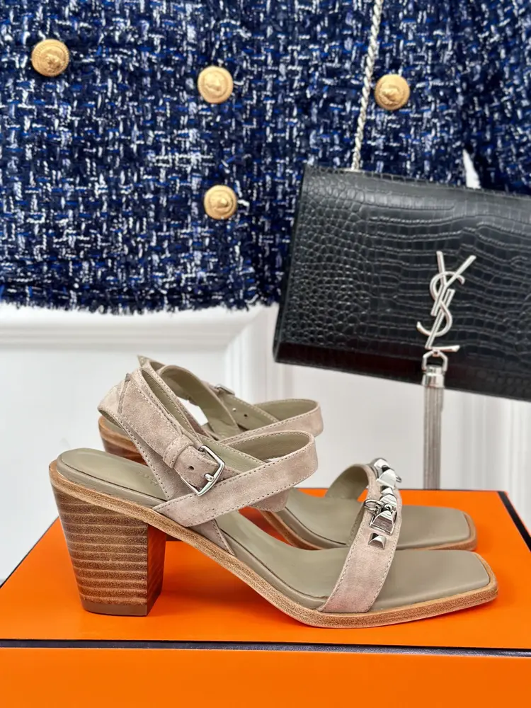 Hermès classic single-strap thick-heeled sandals