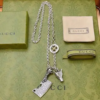 The latest Gucci necklace