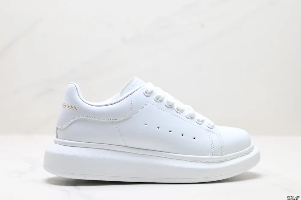 Italian luxury brand Alexander McQueen Sole Leather Sneakers low-top fashion thick-soled 553770