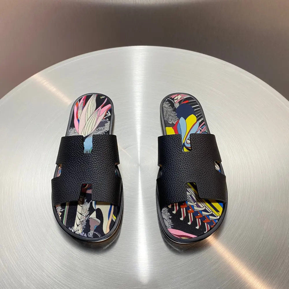 Hermès Classic H Slippers ~ High-end men’s sandals• beach shoes slippers ~ counter
