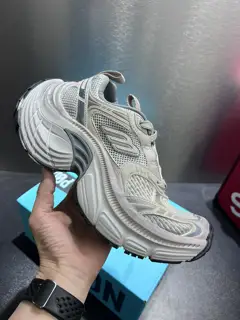 Balenciaga CARGO 6XL Sneakers Round Toe Lace-up Low-top Lifestyle Mesh Lace-up Low-top 815859