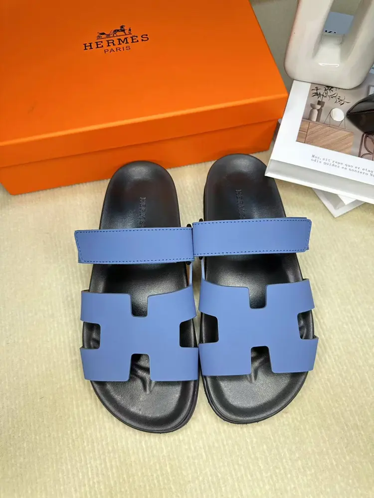 Hermès cowhide H slippers. Paris original flyback mold perfect creation of the highest