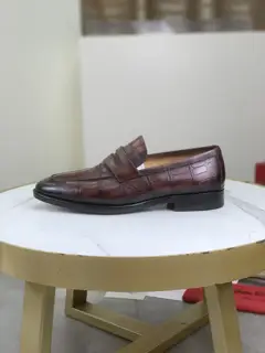 Salvatore Ferragamo business leather shoes